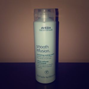AVEDA styling creme